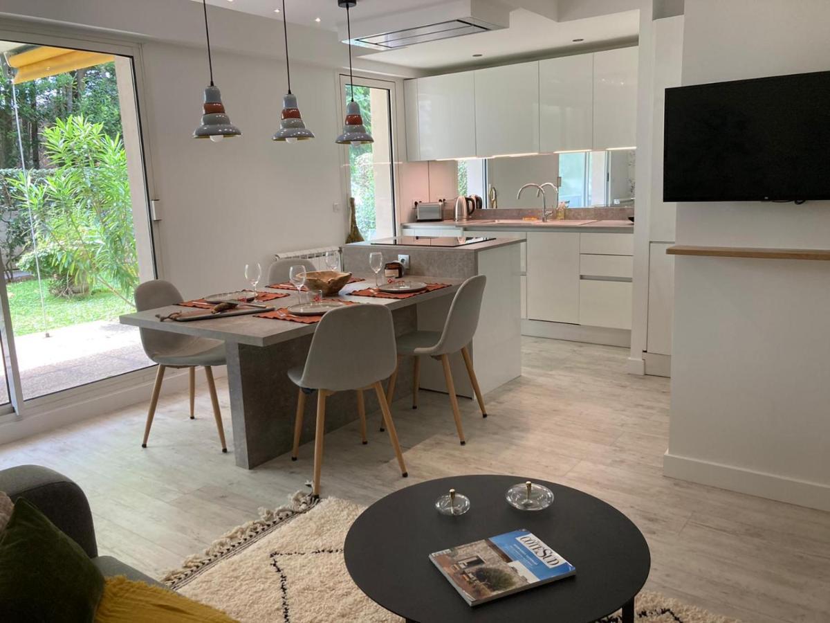 Superbe Appartement Avec Jardin Saint Charles Biarritz Exteriér fotografie